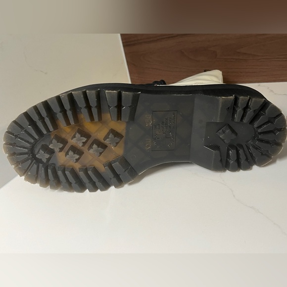 MINT like-new Dr. Martens Jadon 8-Eye White Boot Size 9 - Picture 4 of 11